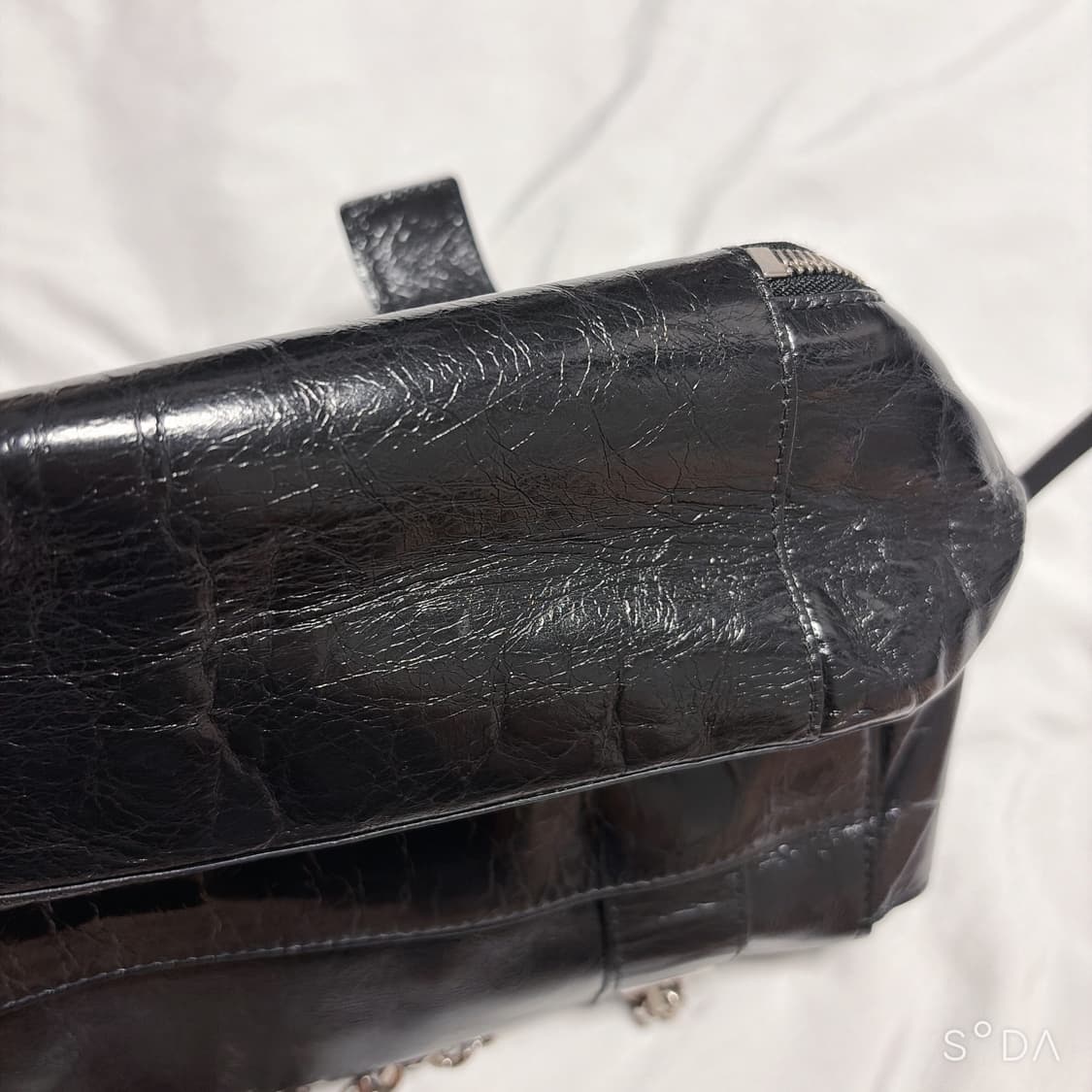 발망 블랙 레더 체인 숄더백 상품이미지5