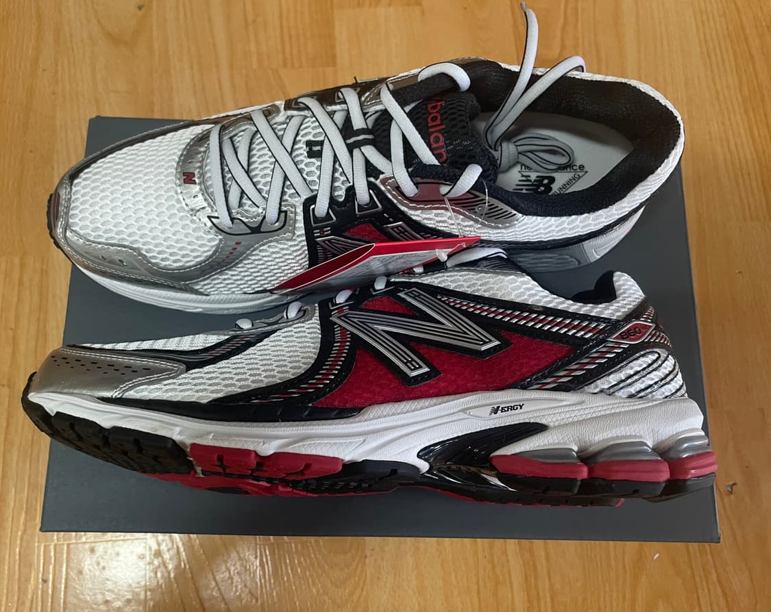 [285] 뉴발란스 860V2 화이트 레드 새상품 팝니다 상품이미지1