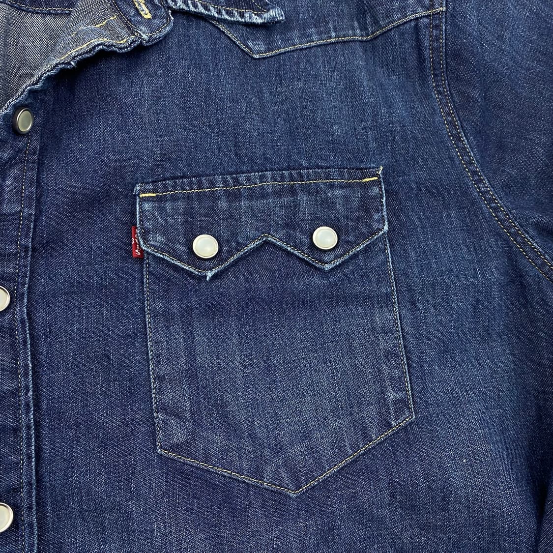 리바이스 포켓 워싱 웨스턴 셔츠  (110) 상품이미지3