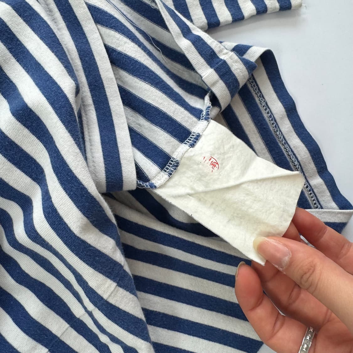 Comme des garcons 꼼데가르송 레드 와펜 스트라이프 티 상품이미지6