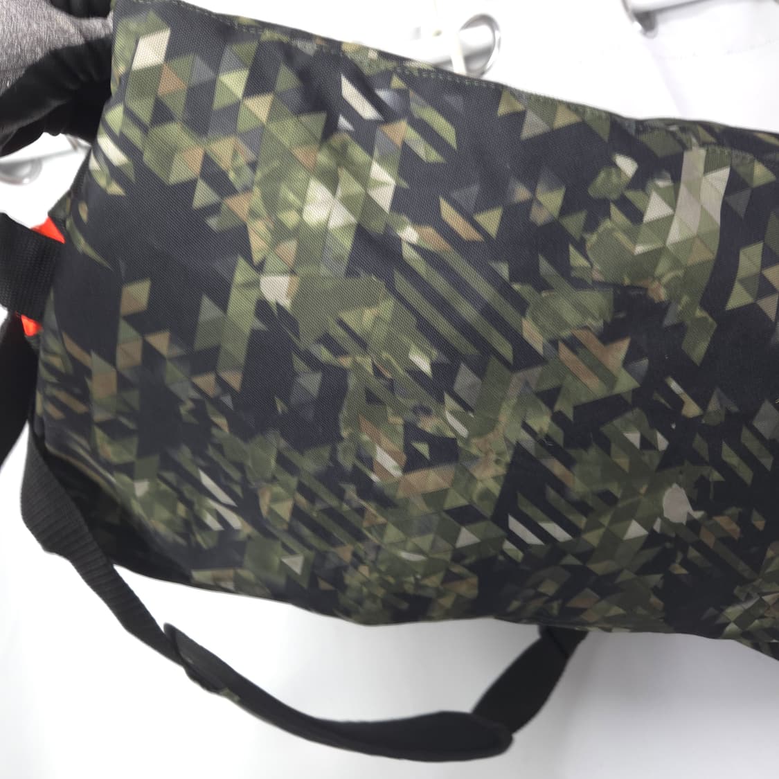 아디다스 카모 마샬아츠 로고 더플백 여행용 가방 스포츠 가방 상품이미지4