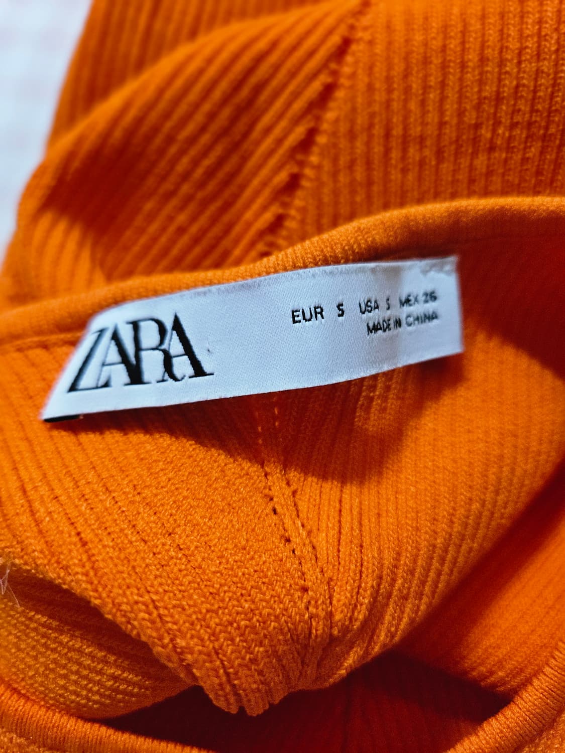 자라 오렌지 니트 슬리브리스 새상품  상품이미지2