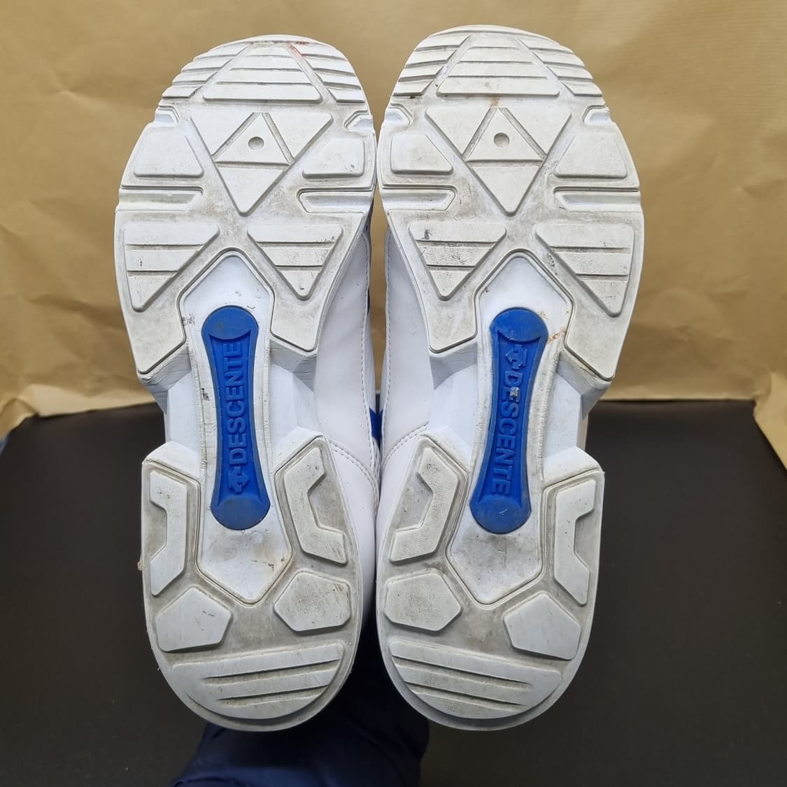 데상트 레인보우 남성운동화260 상품이미지3