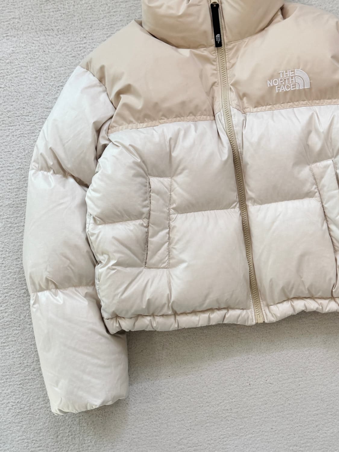 노스페이스 노벨티 눕시 패딩 상품이미지4