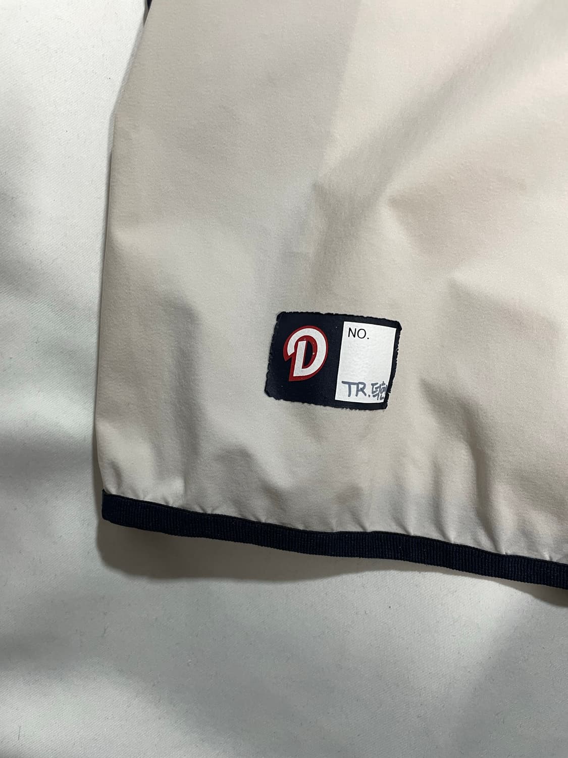 두산베어스 25시즌 스태프지급용 연습복 바람막이 상품이미지7