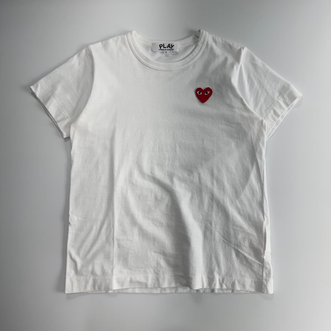 Comme des garcons 꼼데가르송 레드와펜 화이트 반팔 상품이미지3