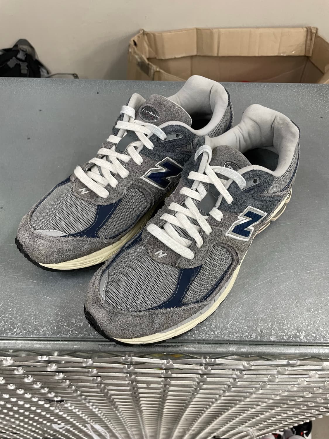 뉴발란스 2002R 캐슬락 쉐도우 그레이 260 상품이미지2