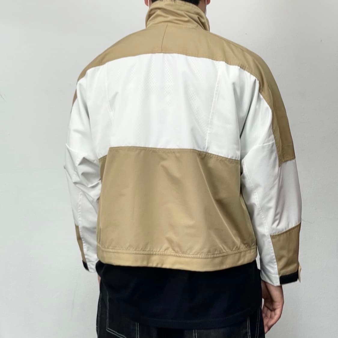 나이키 ACG 테크니컬 배색 크롭 아노락 자켓 상품이미지4