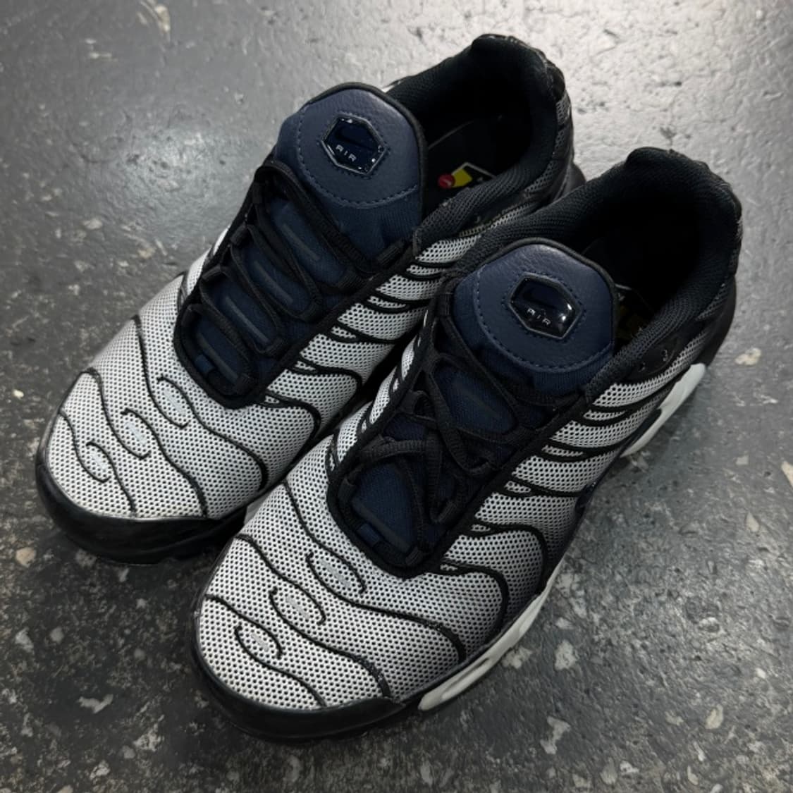 270 나이키 에어맥스 플러스 SE 상품이미지3