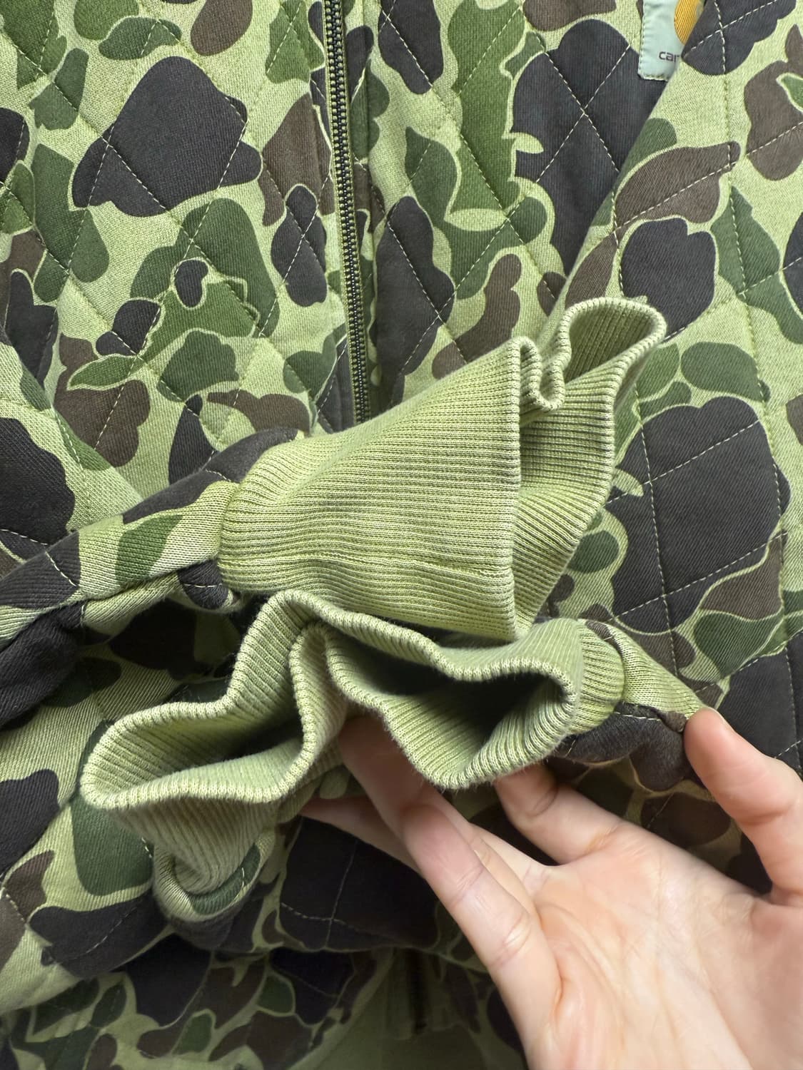 칼하트윕 비스타 퀼티드 스웻 자켓 카모 상품이미지6