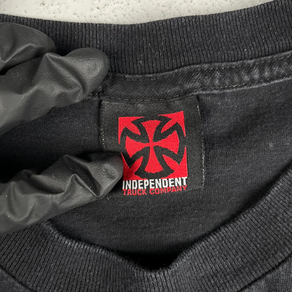 인디펜던트 산타크루즈 스케이트 반팔 상품이미지3