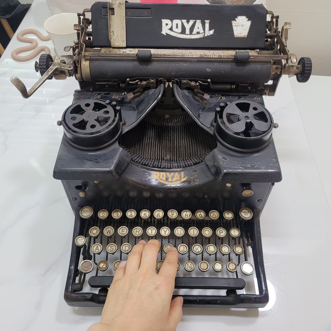 미 1910년대 빈티지 타자기

 상품이미지8