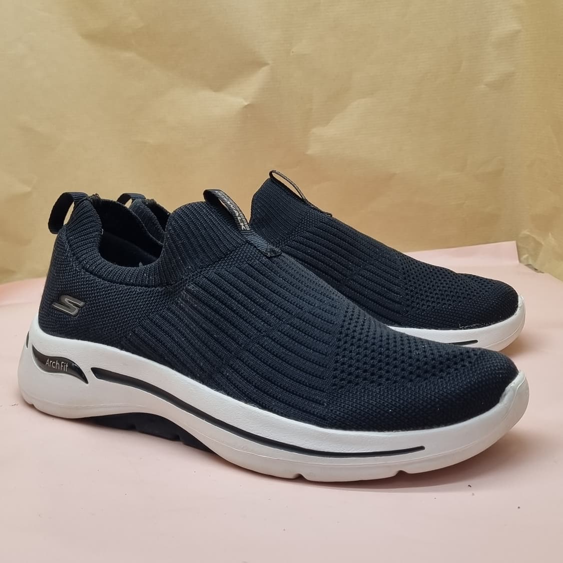 스케쳐스 고워크 아치핏 여성슬립온 235 상품이미지1
