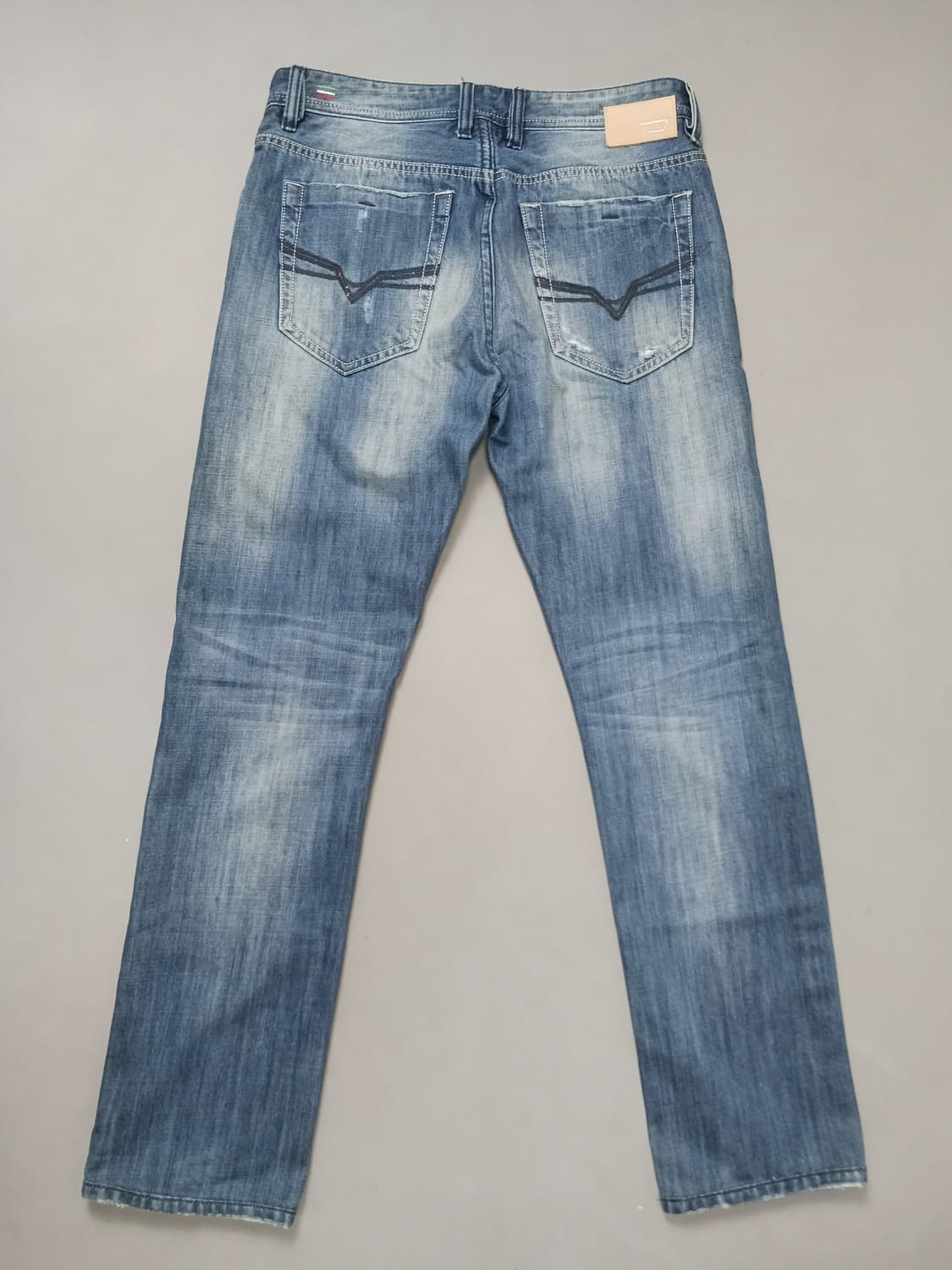 [32] 디젤 데미지 워싱 슬림 스트레이트진 청바지 상품이미지7