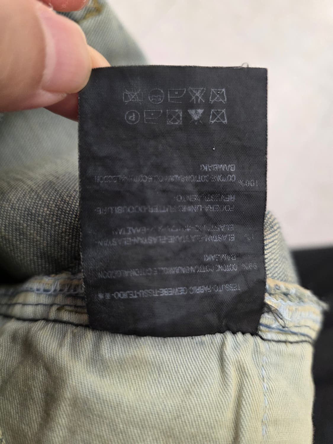 생로랑 남자 무릎찢청  청바지.   싸이즈 30 상품이미지7