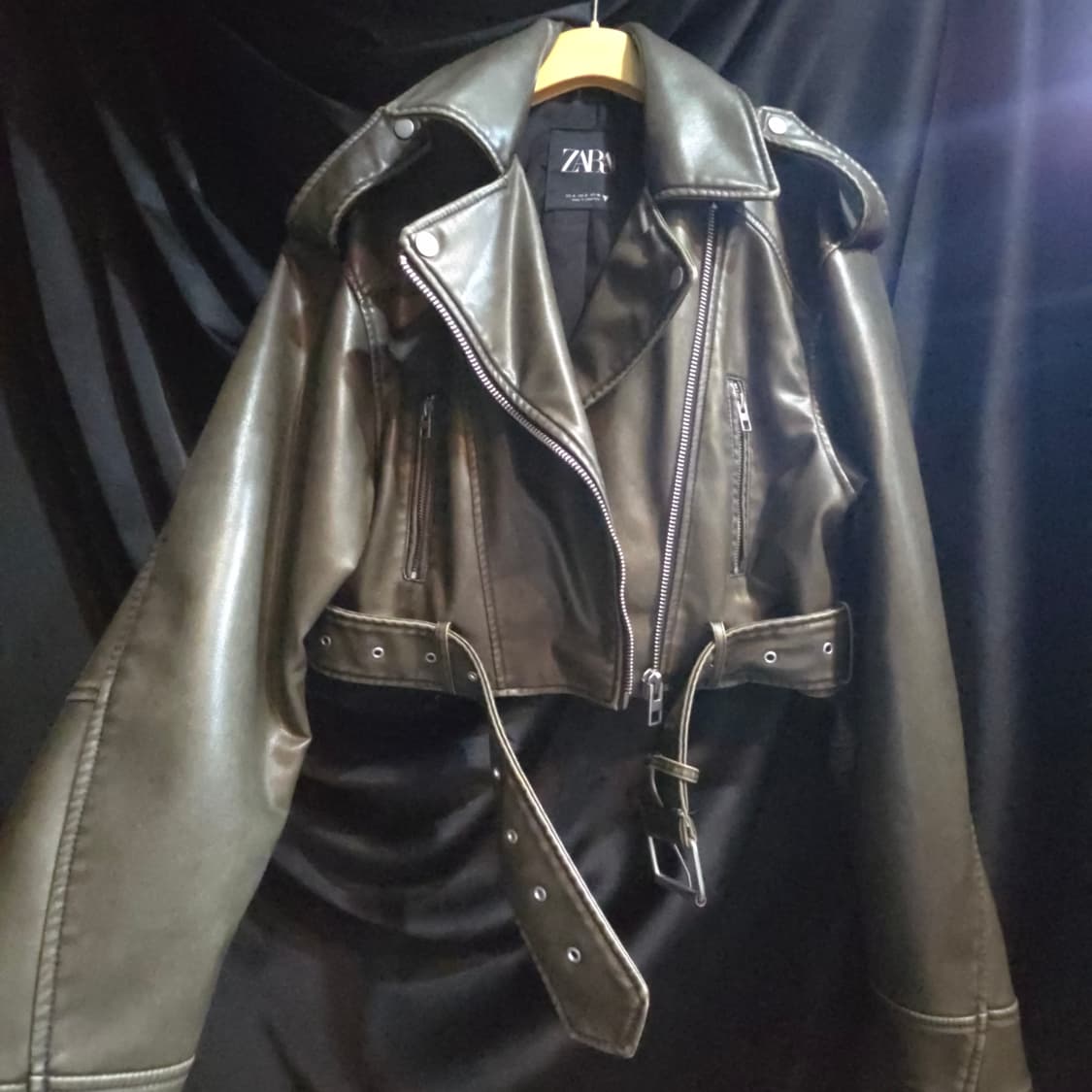 자라 페이크레더 크롭 라이더 워싱자켓 상품이미지3