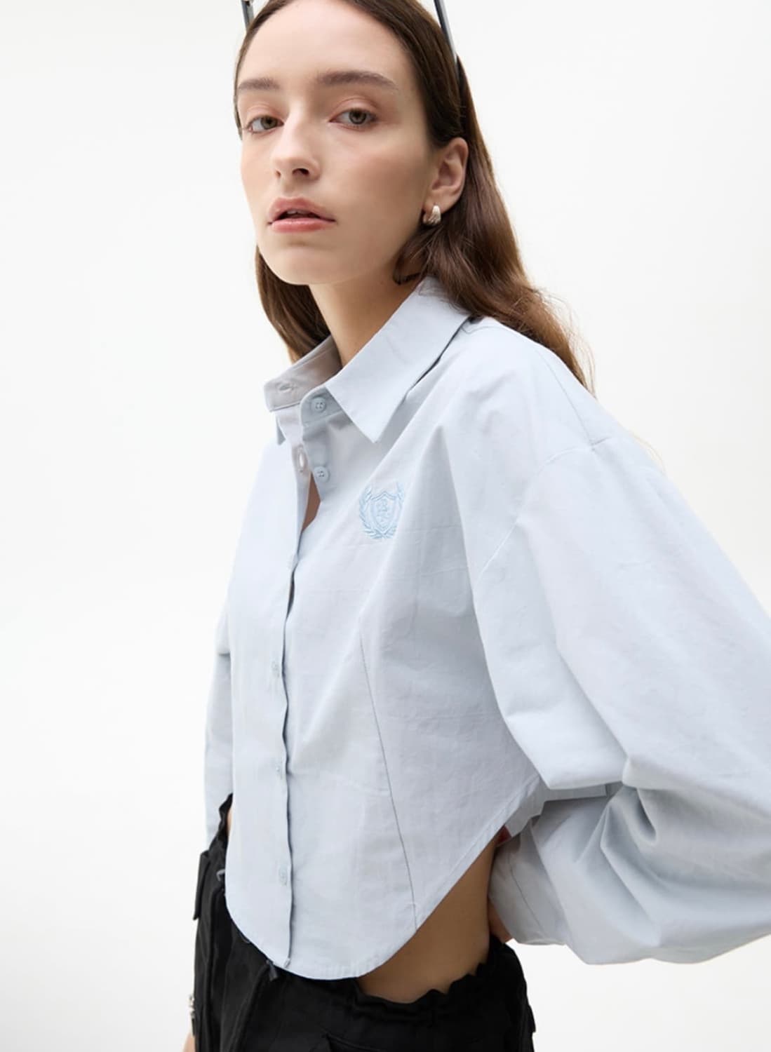 라티젠 블루 크롭 셔츠 LK CROP SHIRT SKY BLUE 상품이미지2