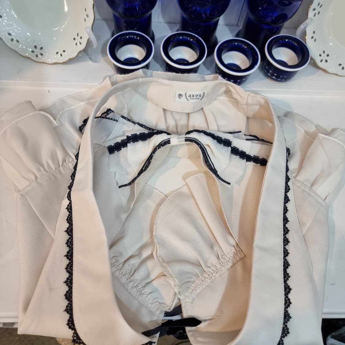 axes femme(엑시즈팜)  레이스 트리밍 홀터 베스트 상품이미지6