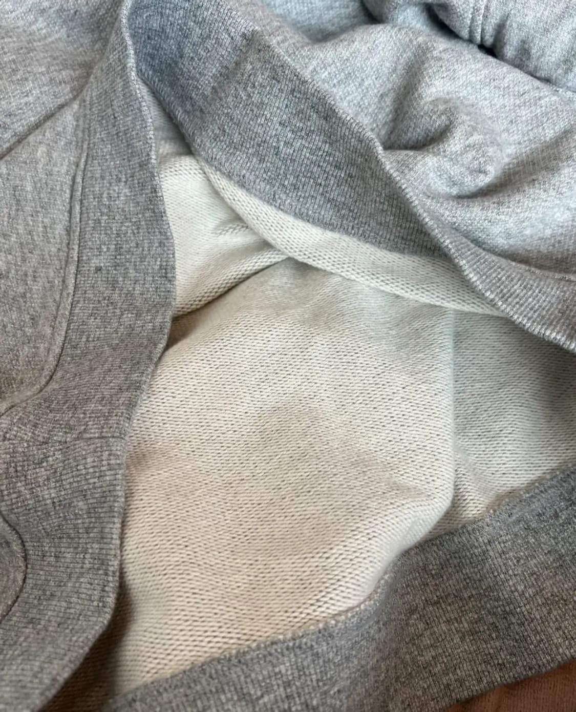 시리즈 남성 그레이 맨투맨티셔츠 상품이미지5