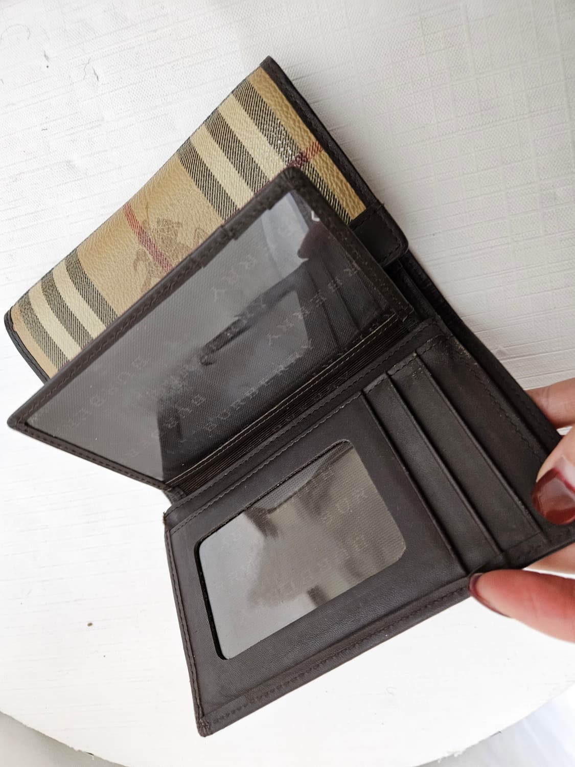 버버리 베이지 지갑 상품이미지7