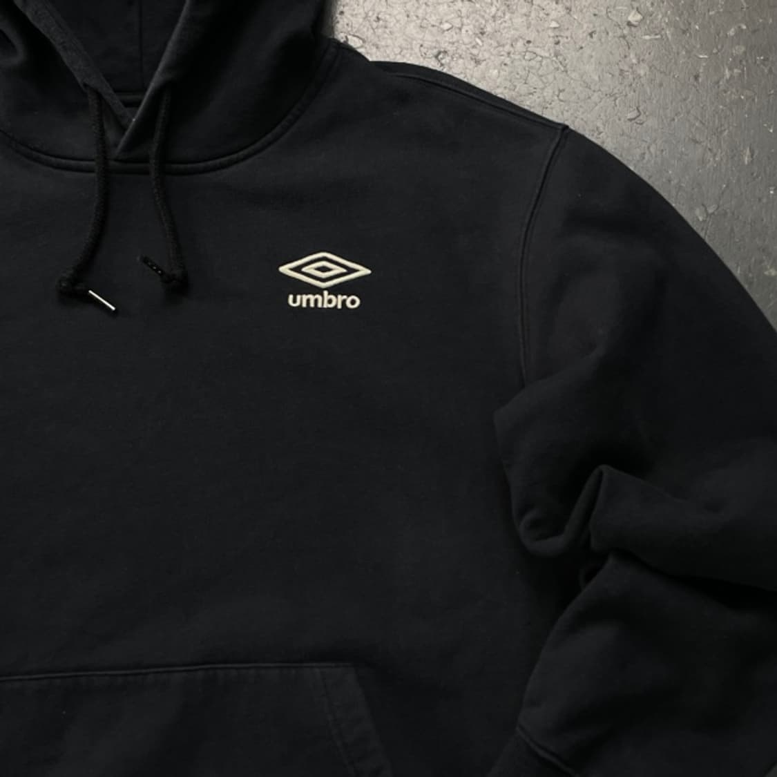 100 엄브로 후드티  상품이미지2