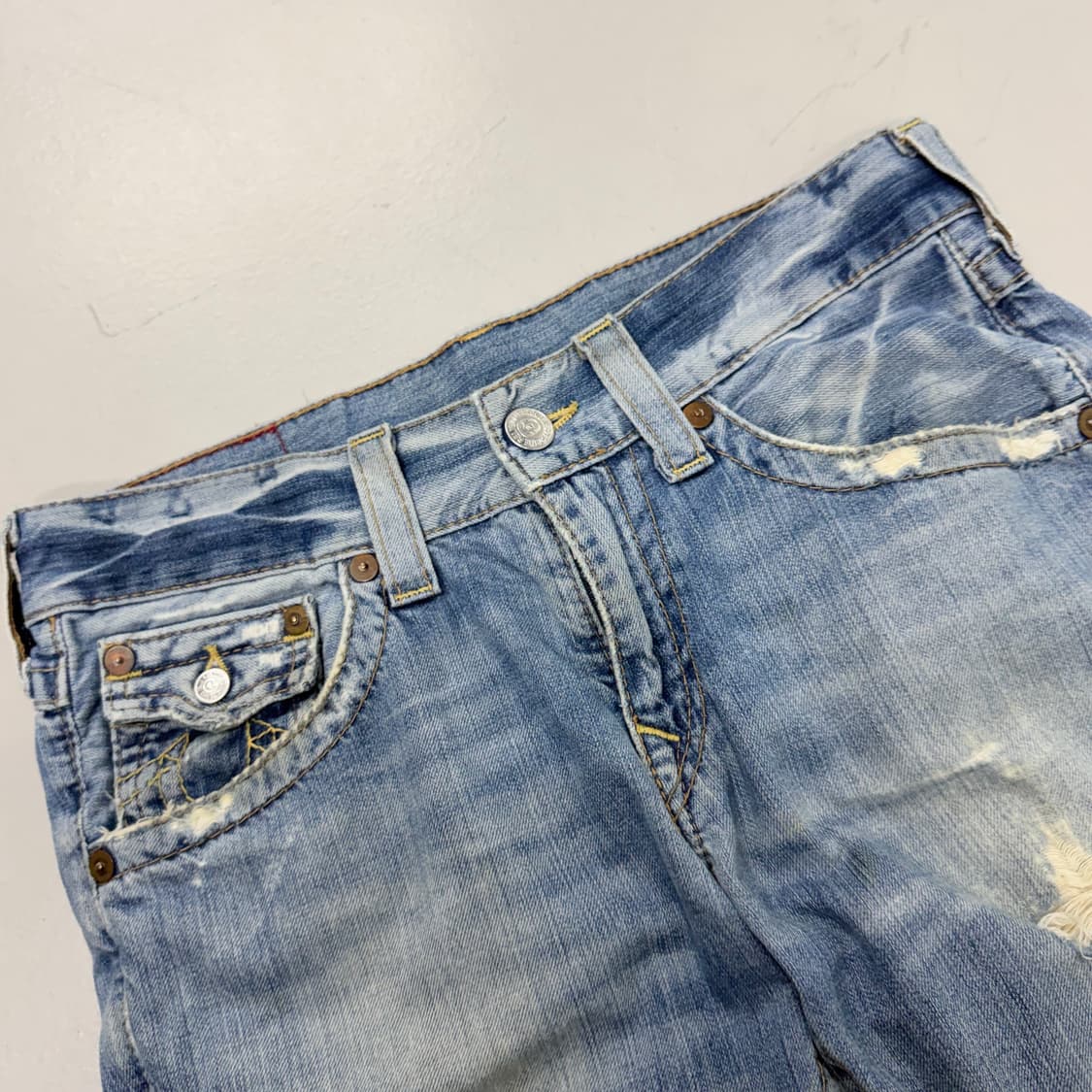 트루릴리전 Y2K 부츠컷 디스트레스드 로우라이즈 데님팬츠 상품이미지4