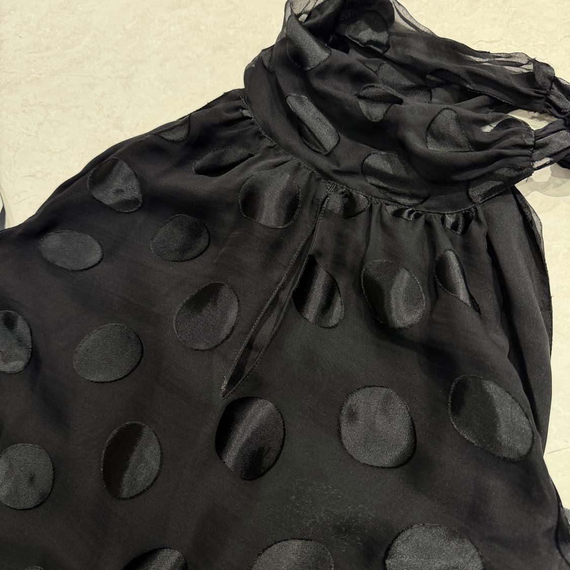 DKNY 블랙 도트 블라우스  상품이미지5