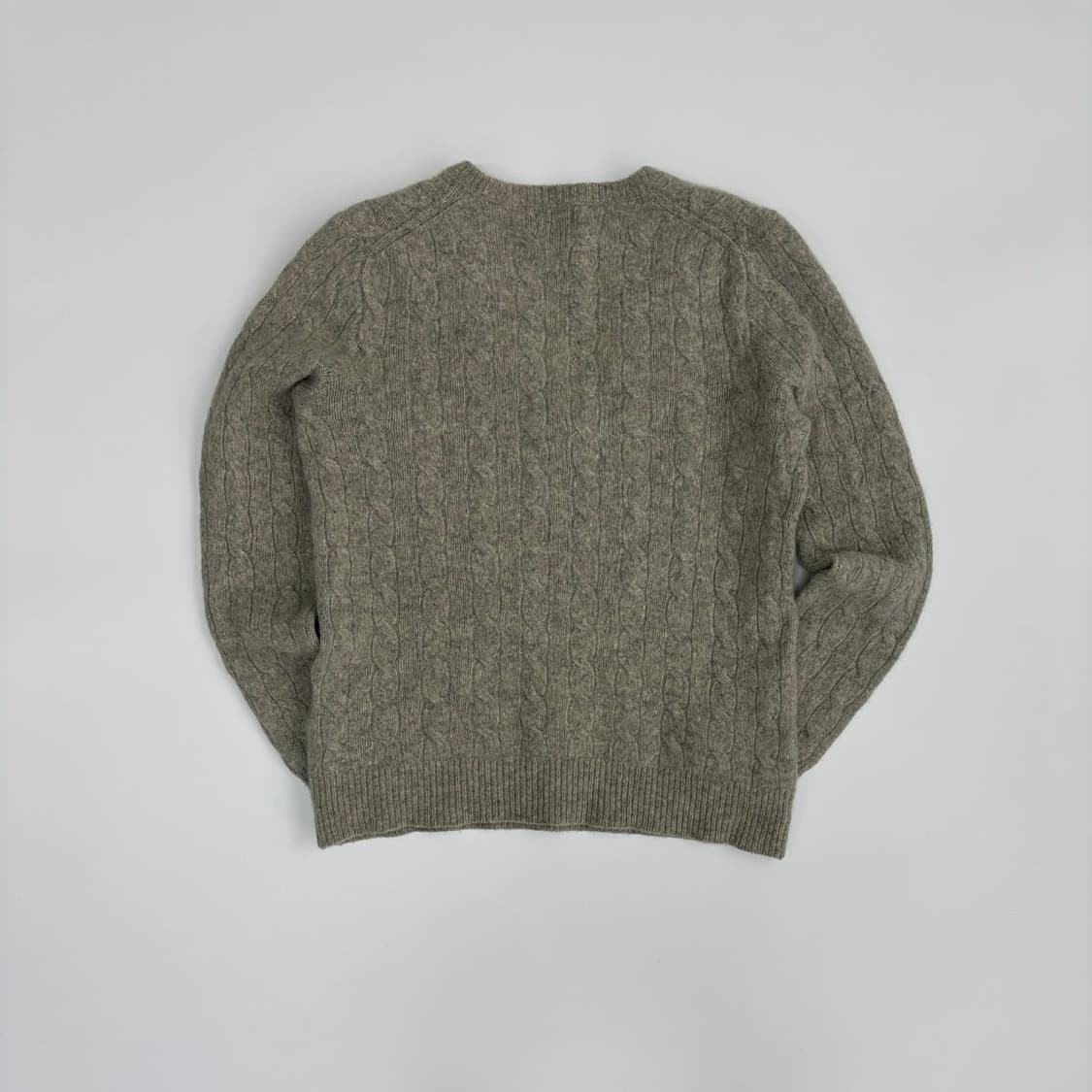 폴로 랄프로렌 신형 라벨 그레이 걸즈 브이넥 케이블 니트(M) 상품이미지3