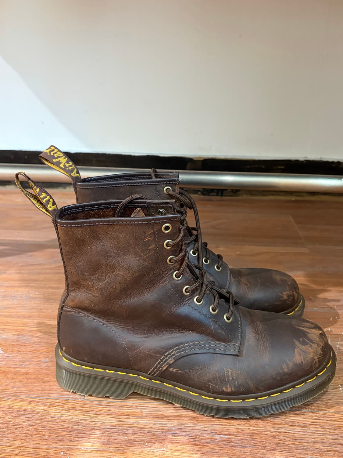 Dr. Martens 8홀 상품이미지4