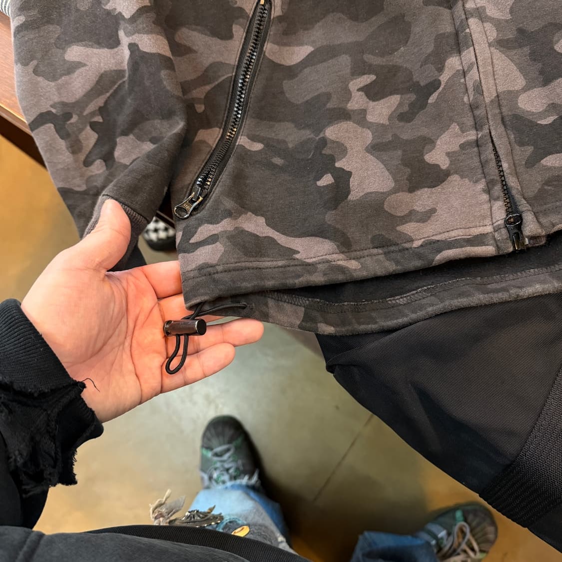 빔즈 하트 다크 우드랜드 카모플라쥬 후드집업자켓 상품이미지3