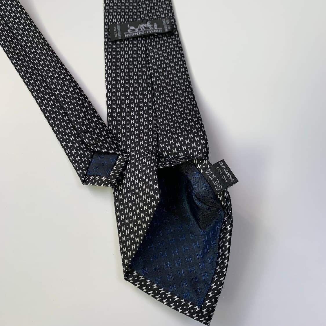 에르메스(HERMES) 블랙 명품넥타이 프랑스 100실크 A+등급 상품이미지9