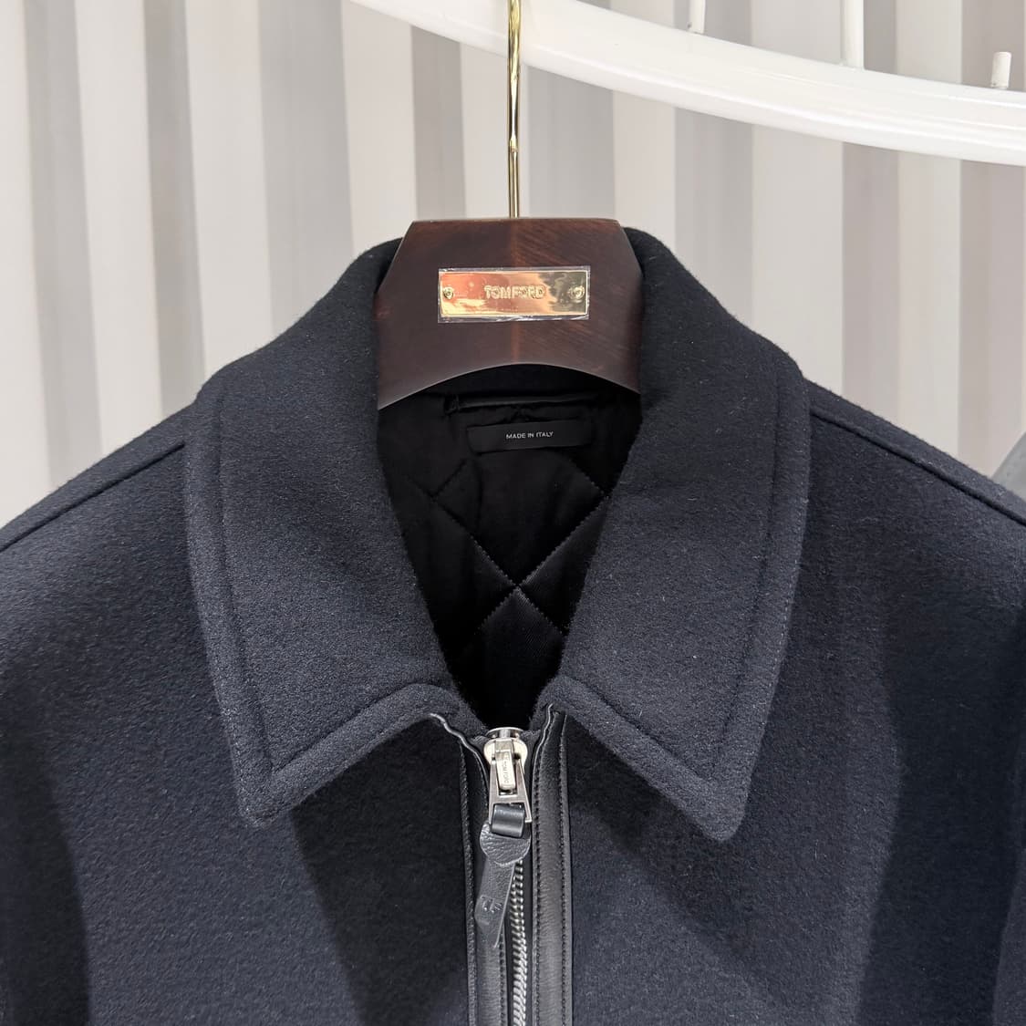 (A+/50) / 톰포드 버전울 집업 블랙 자켓 상품이미지3