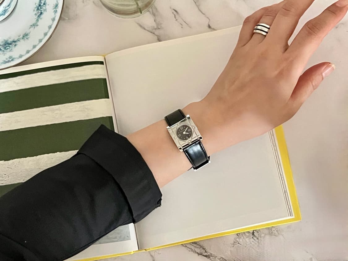 Dior 까나쥬 패턴 스퀘어 디올 시계 상품이미지10