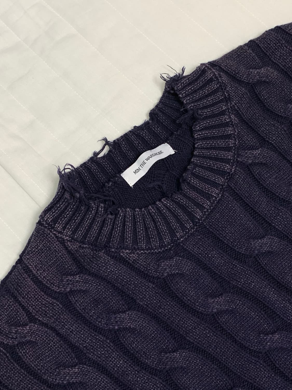 [2] 밈더워드로브 빈티지 워시드 케이블 니트 네이비 상품이미지1