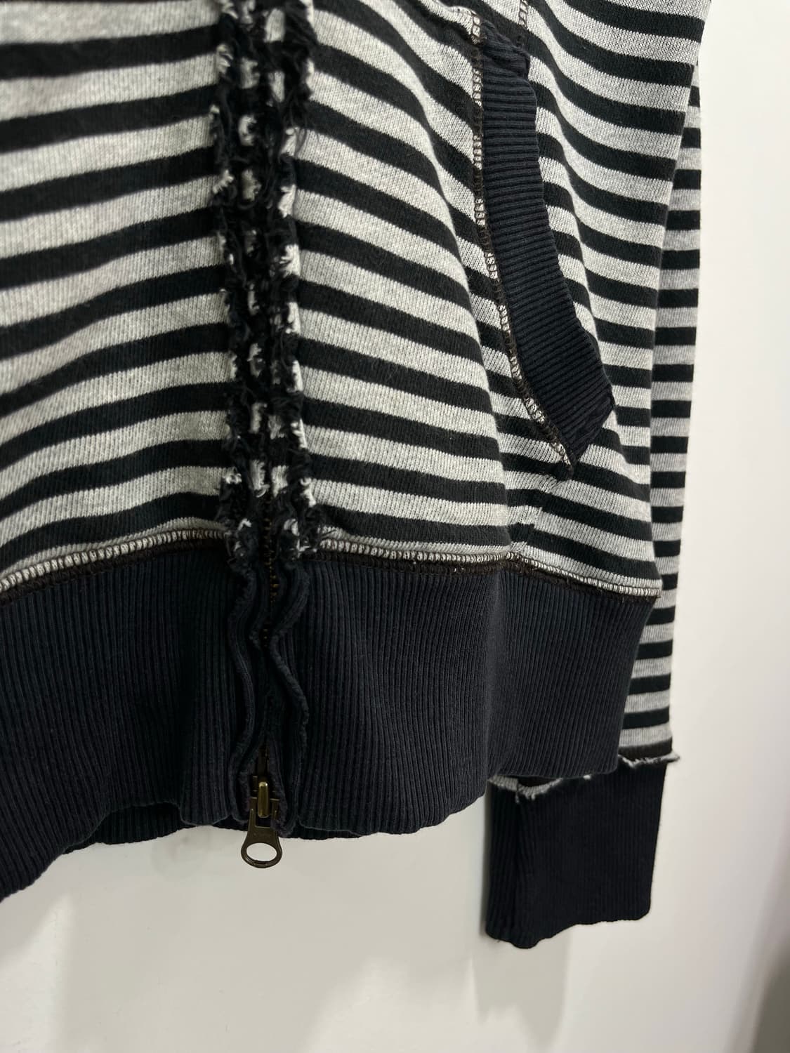 Honeysuckle Rose 락펑크 그런지 단가라 후드집업 상품이미지4