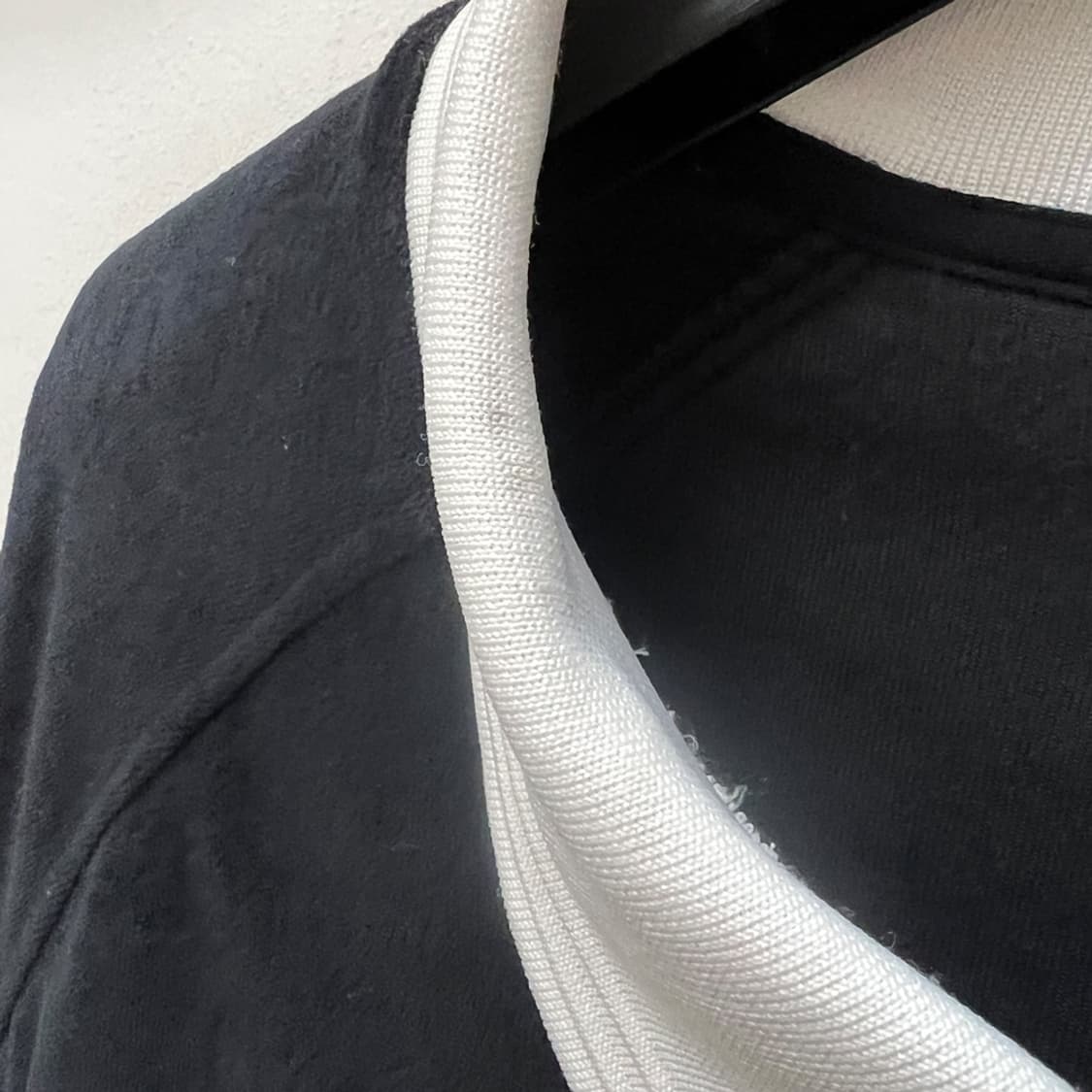 FIFA 피파 1904 벨로아 벨벳 카라 맨투맨 L 상품이미지5