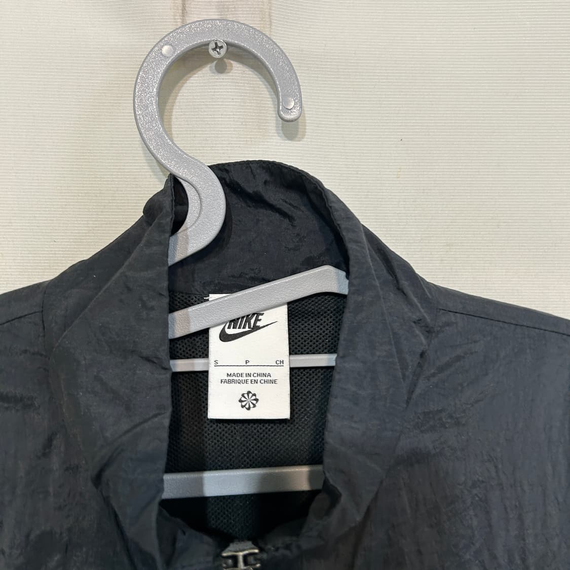 나이키 빅스우스 나일론 바람막이 S 여성 상태최상 블랙  상품이미지2