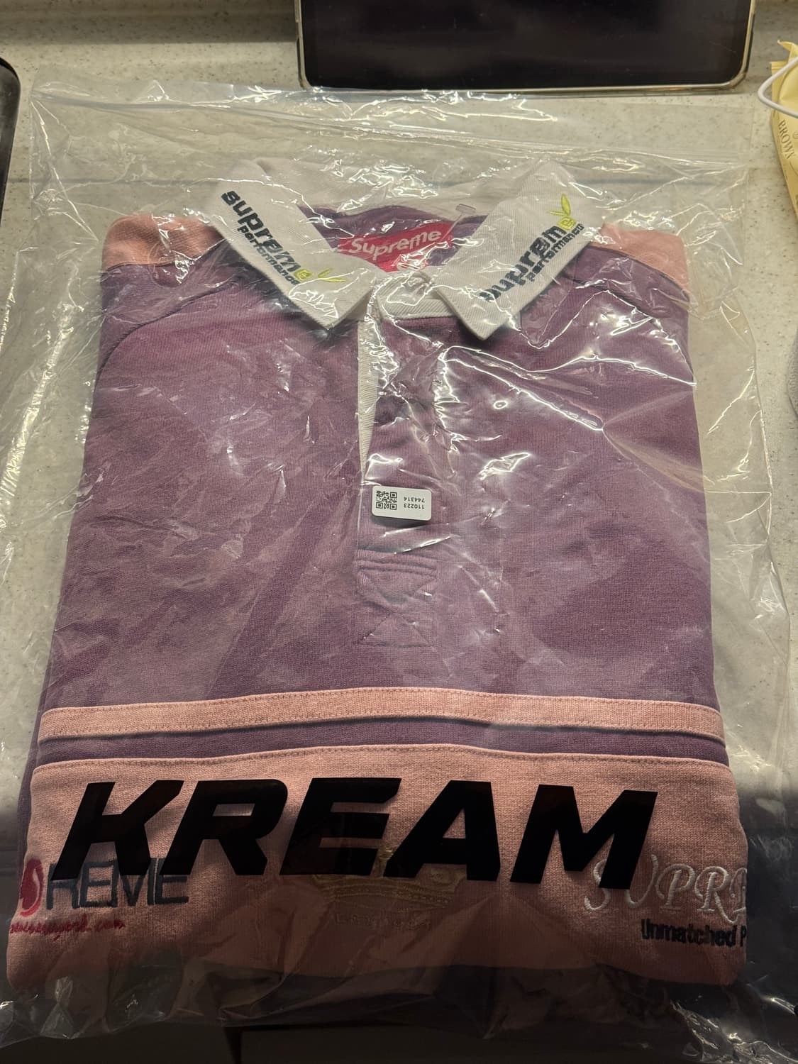 슈프림 체스트 스트라이프 럭비 퍼플 XXL 사이즈 판매합니다. 상품이미지4