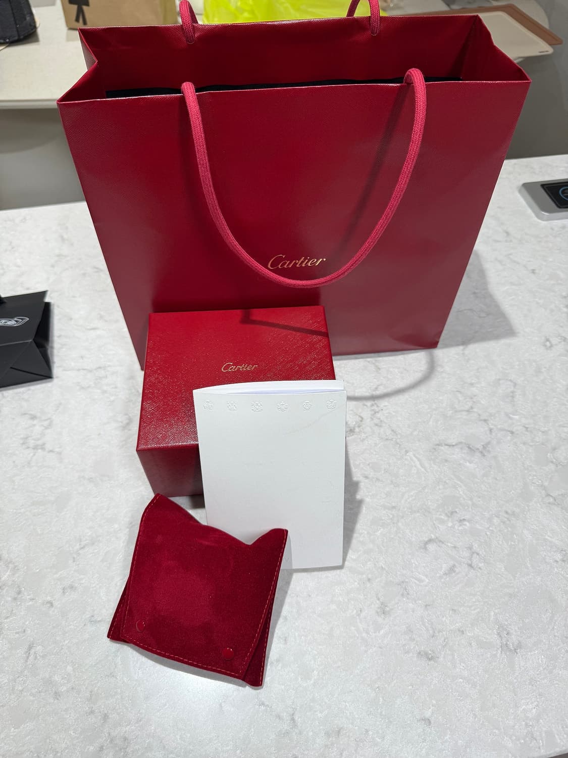 [L] 까르띠에 탱크 머스트 블랙 래커 다이얼 가죽 스트랩 상품이미지10