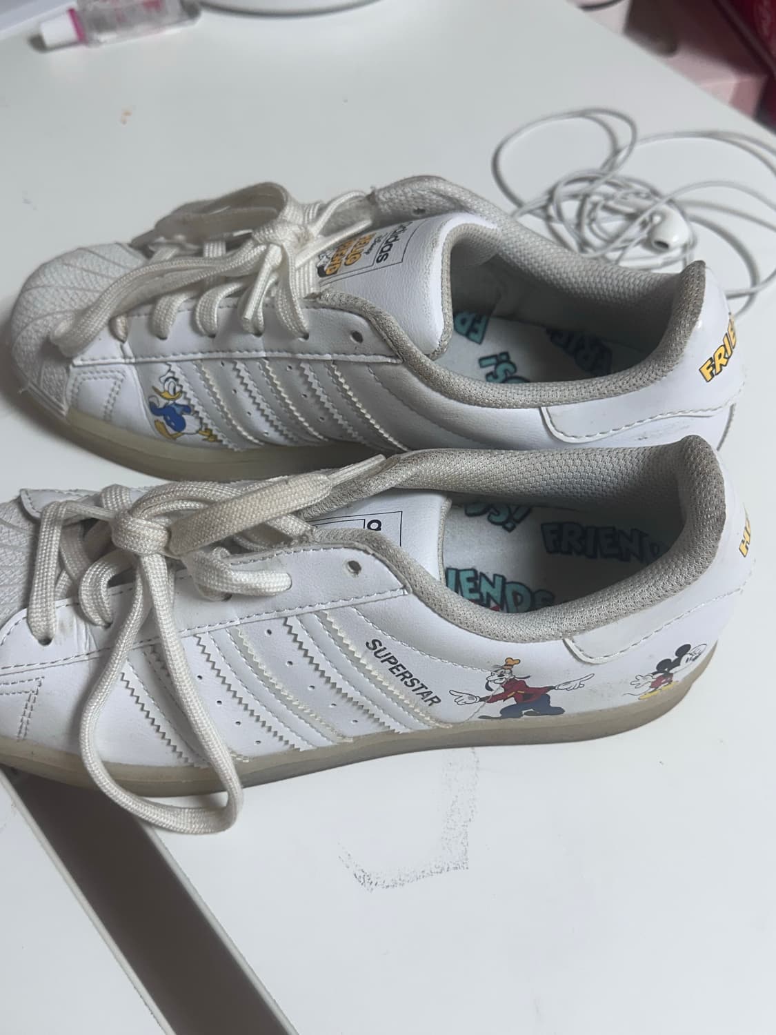 미키마우스 아디다스 슈퍼스타 콜라보 화이트 코어 블랙 상품이미지3
