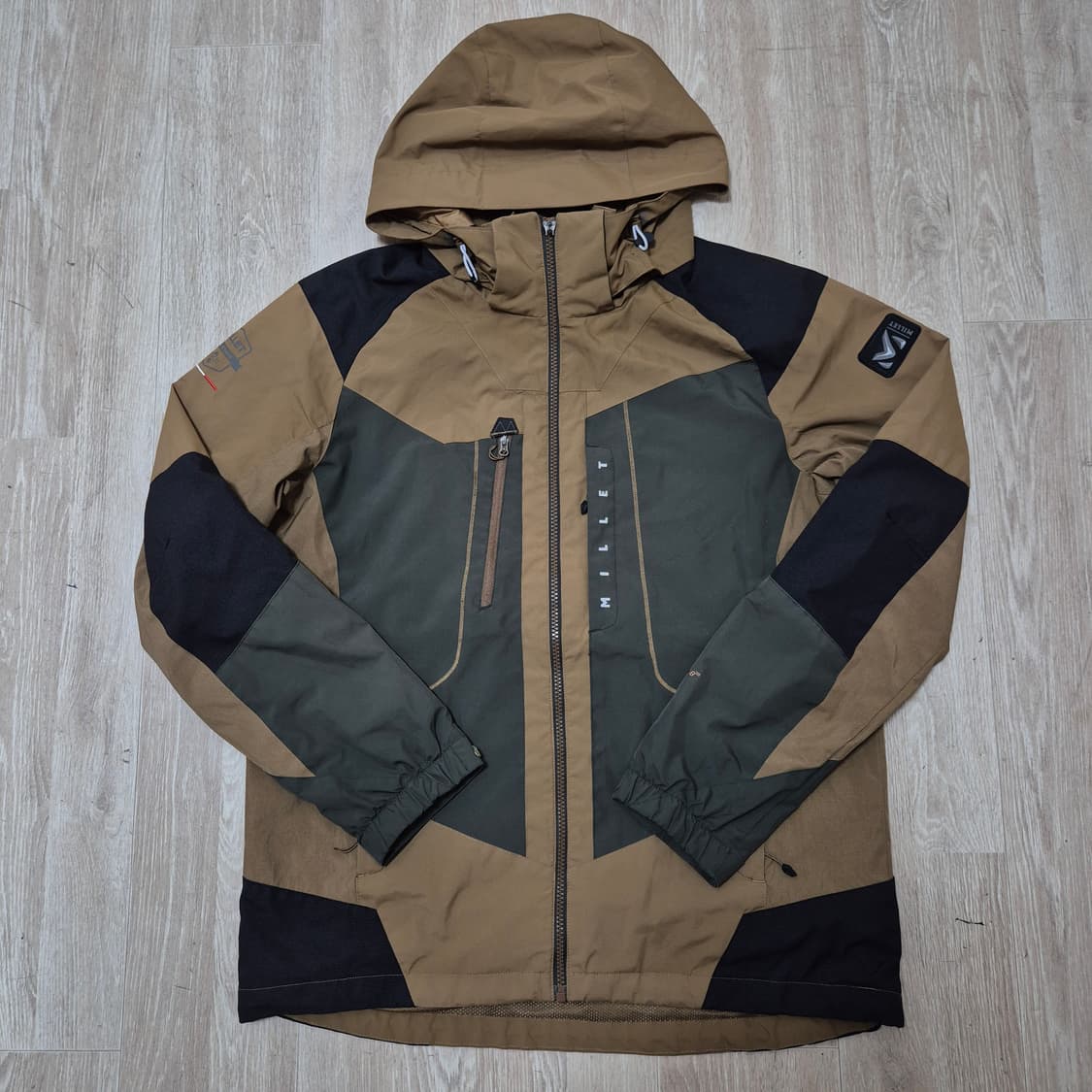 밀레 남성 아웃도어 기능성 바람막이 자켓 상품이미지1