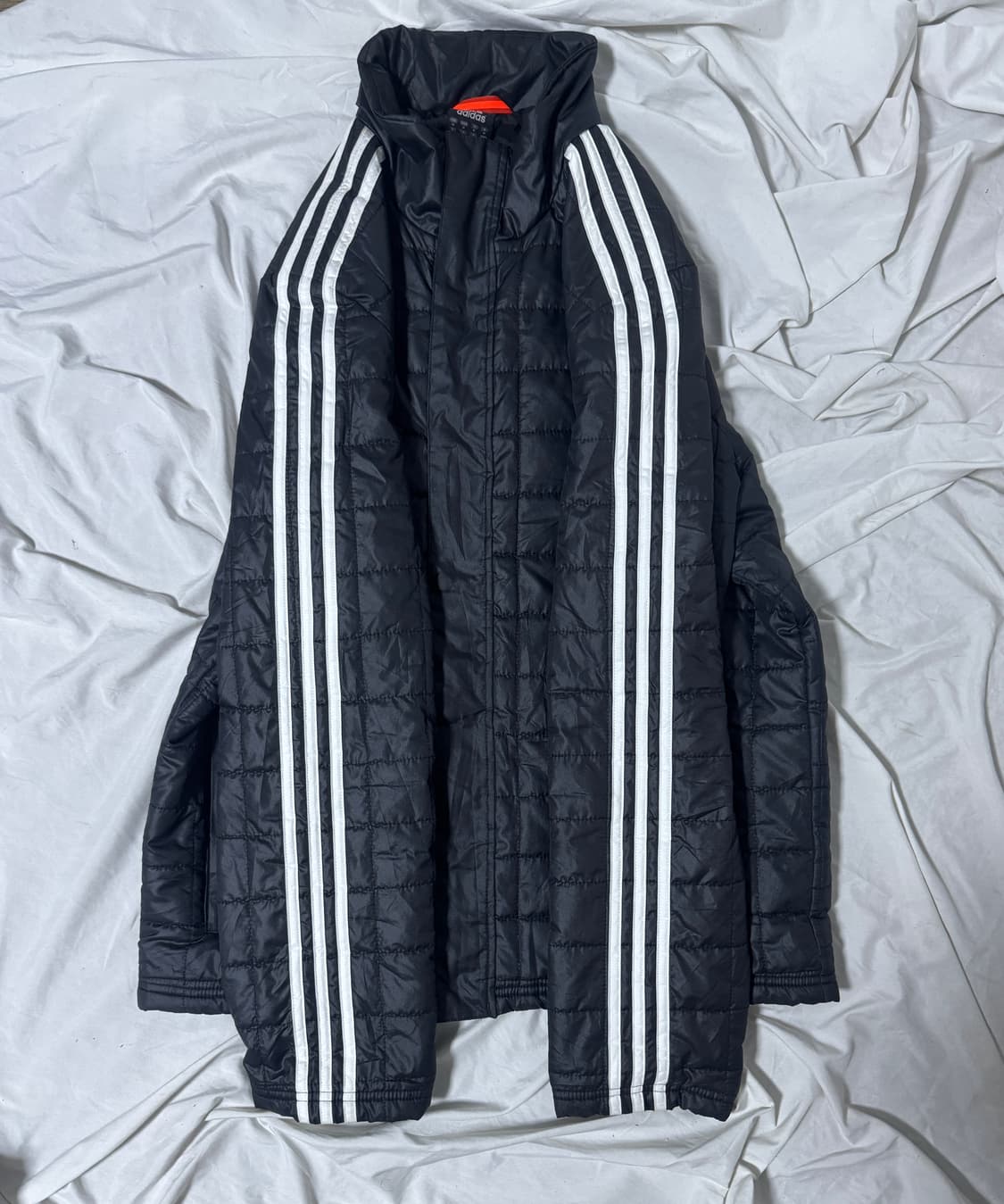 아디다스 3 stripes 퀼팅 자켓 상품이미지3