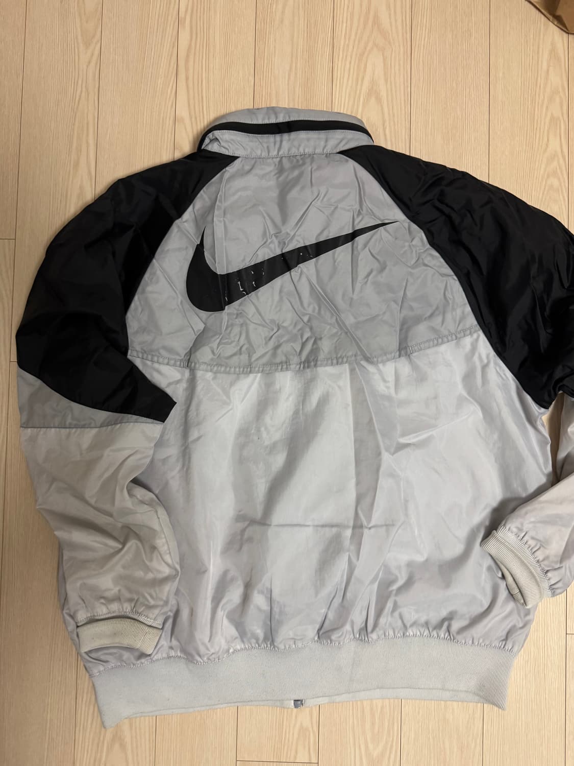 나이키 바람막이 상품이미지2
