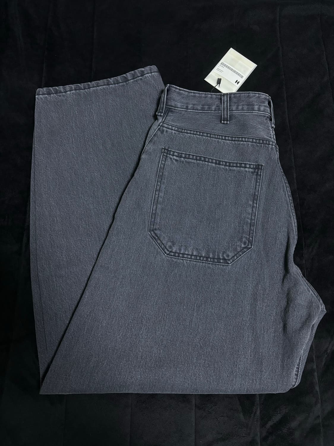 [4] 해칭룸 커브진 워시드 블랙 상품이미지2