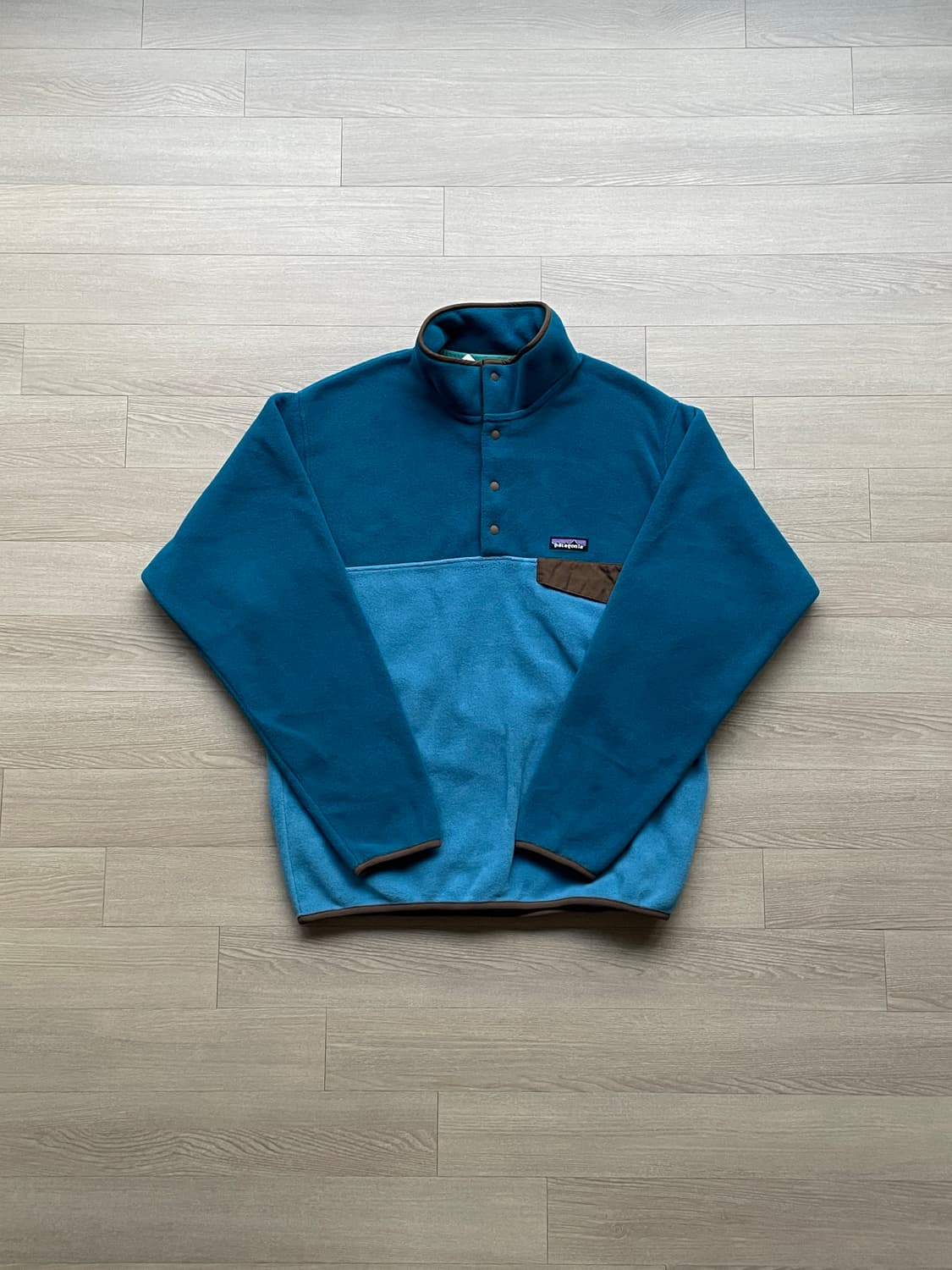 (데드스탁) 파타고니아 신칠라 트래비스 스캇 블루 플리스 상품이미지1