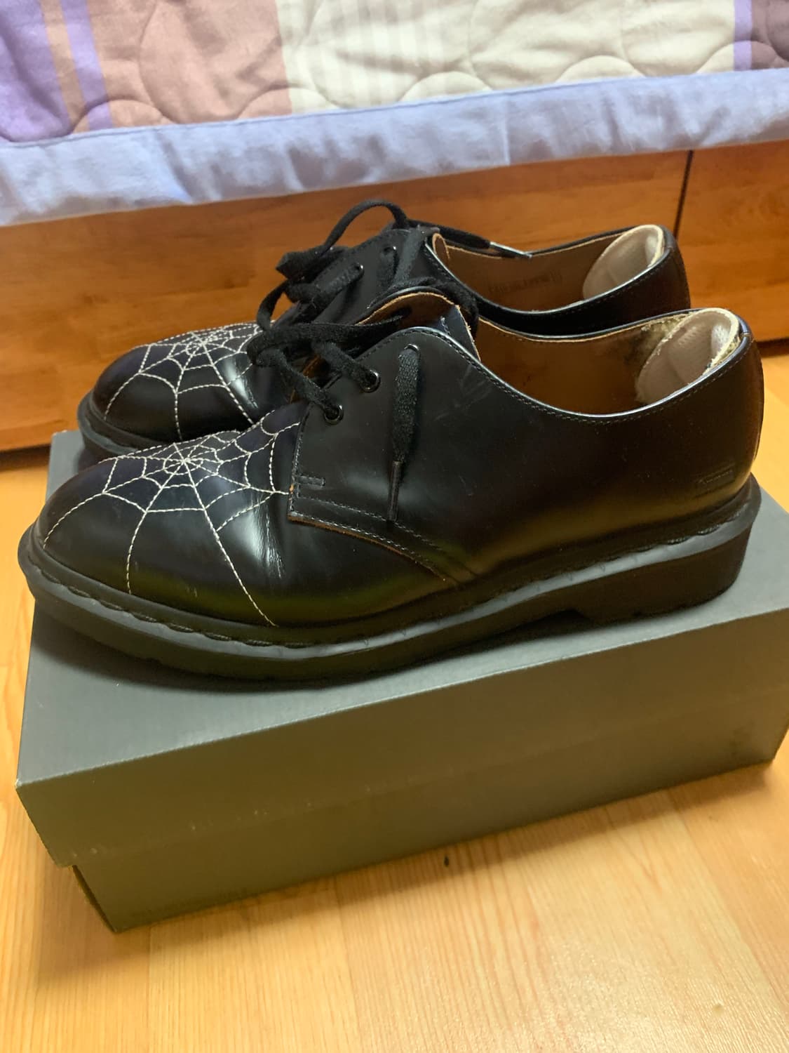 슈프림 닥터마틴 스파이더웹 상품이미지2