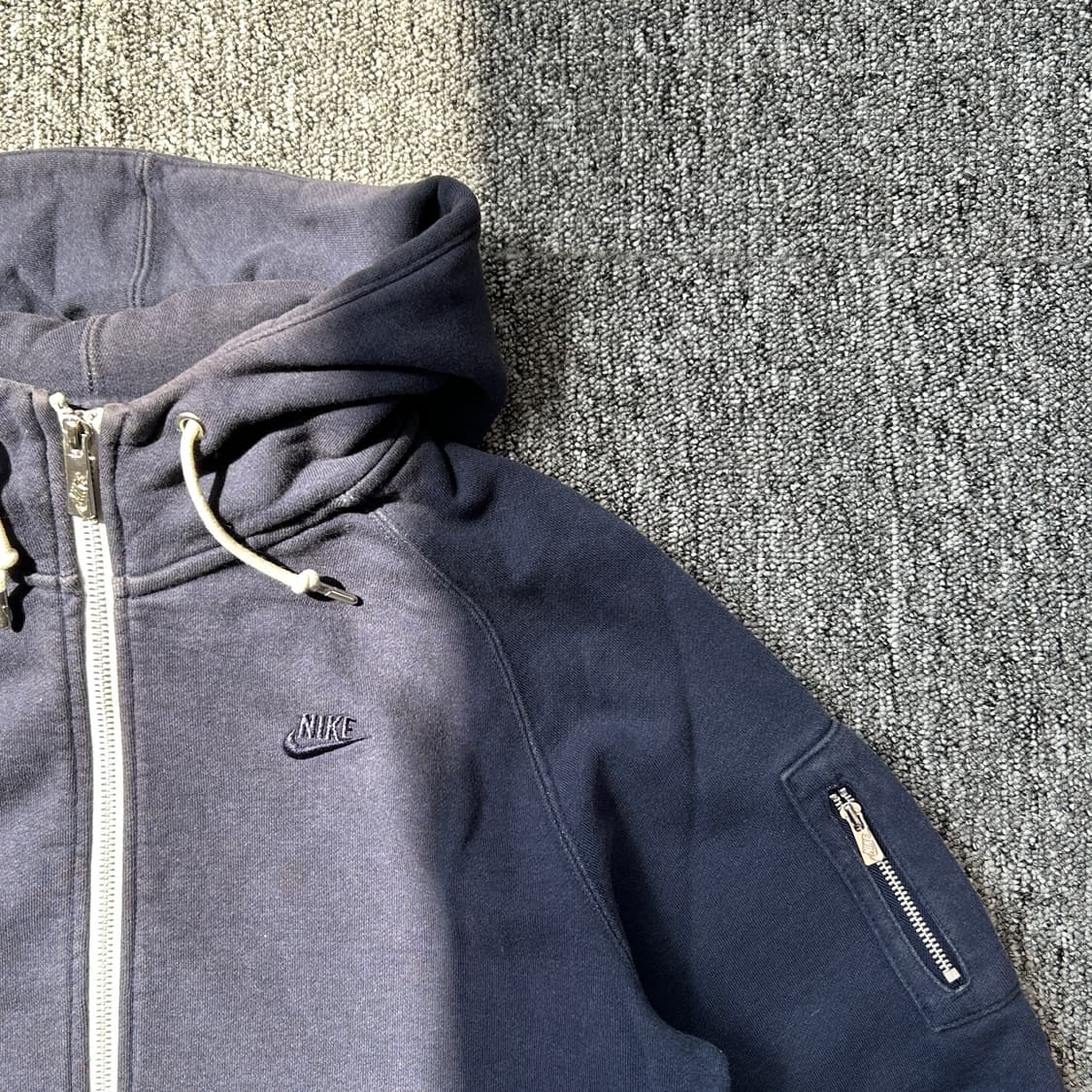 나이키 퓨추라 네이비 풀오버 후드집업 상품이미지2