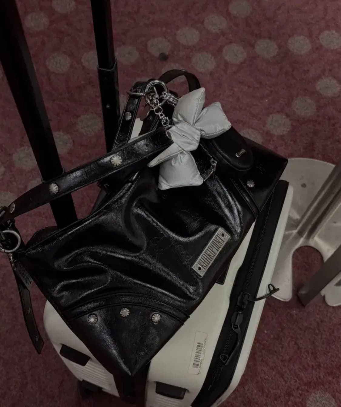 구해요 카키포인트 숄더백 구해요!! 상품이미지1