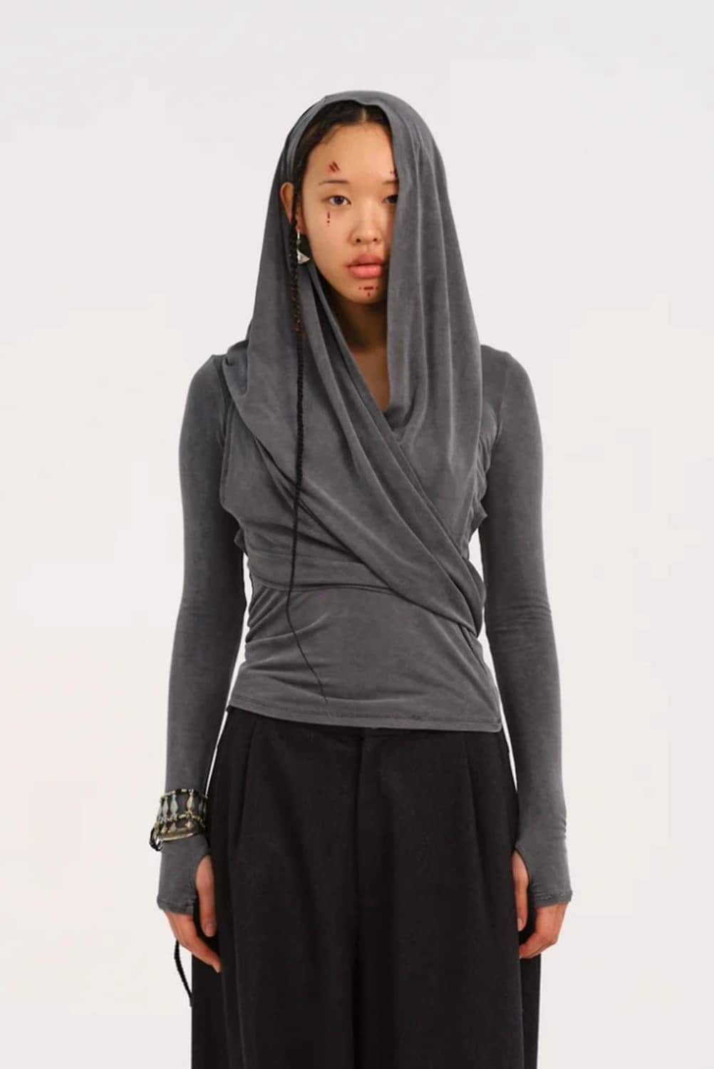 Hyeinseo 혜인서 후드져지탑 블랙 사이즈1 상품이미지2