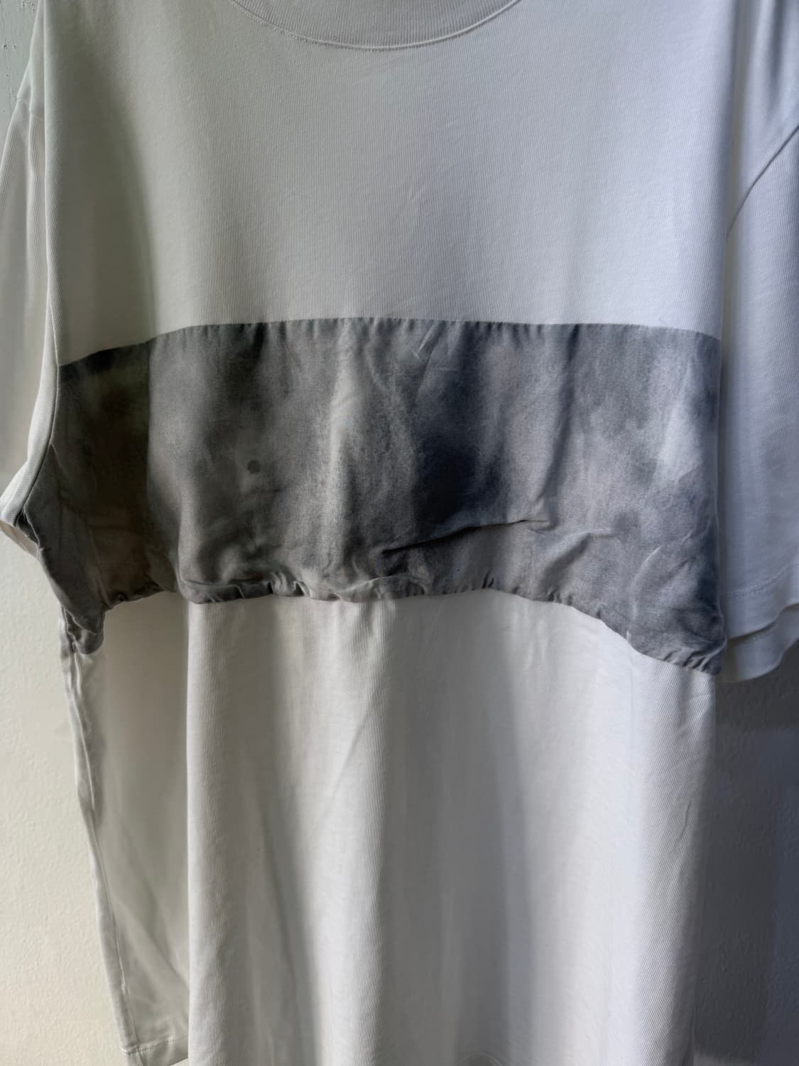 정품) Theory 띠어리 남성 흰색 반팔 티셔츠 XL 상품이미지3